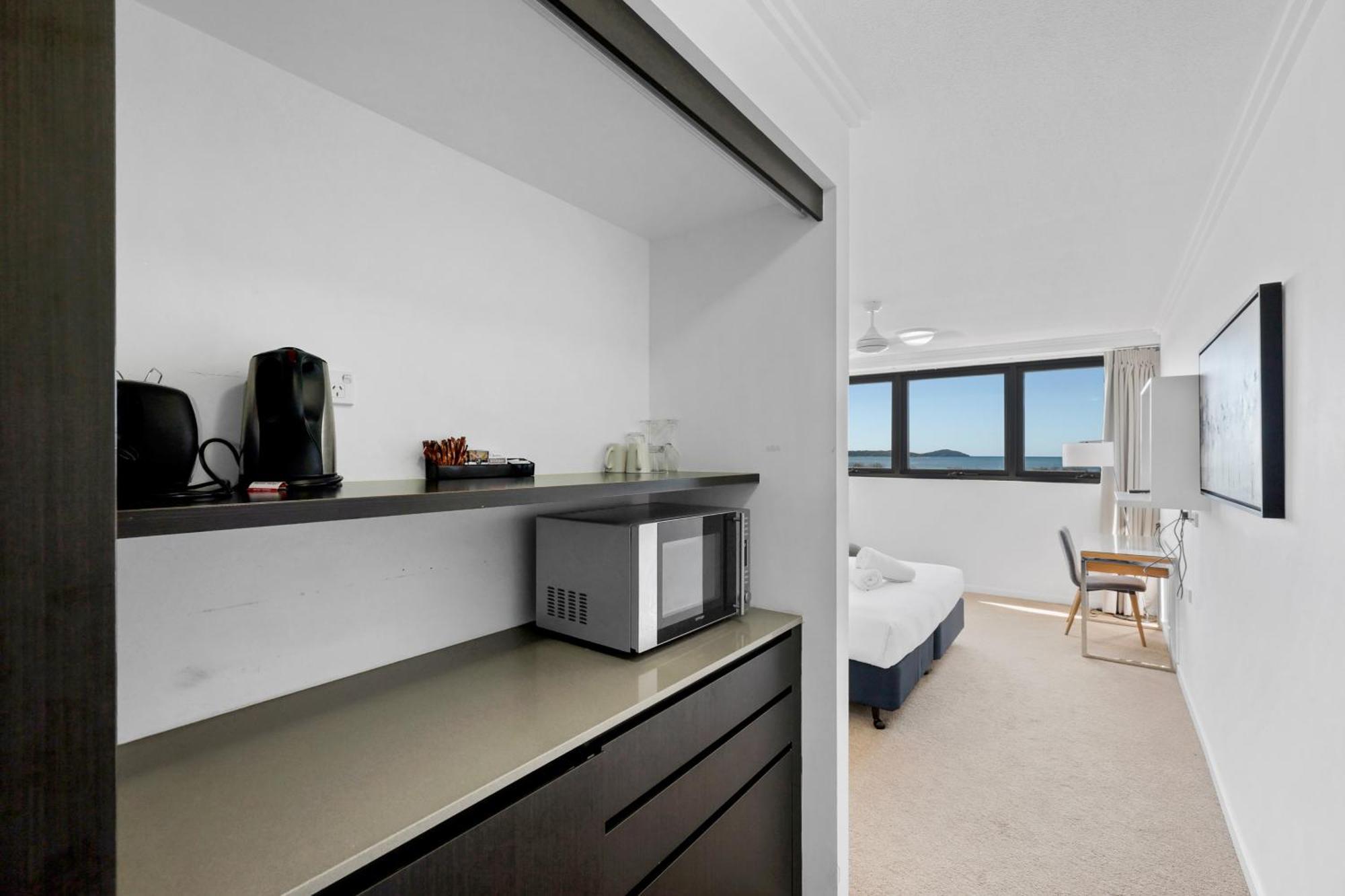 Pacific Sands Aparthotel 4*