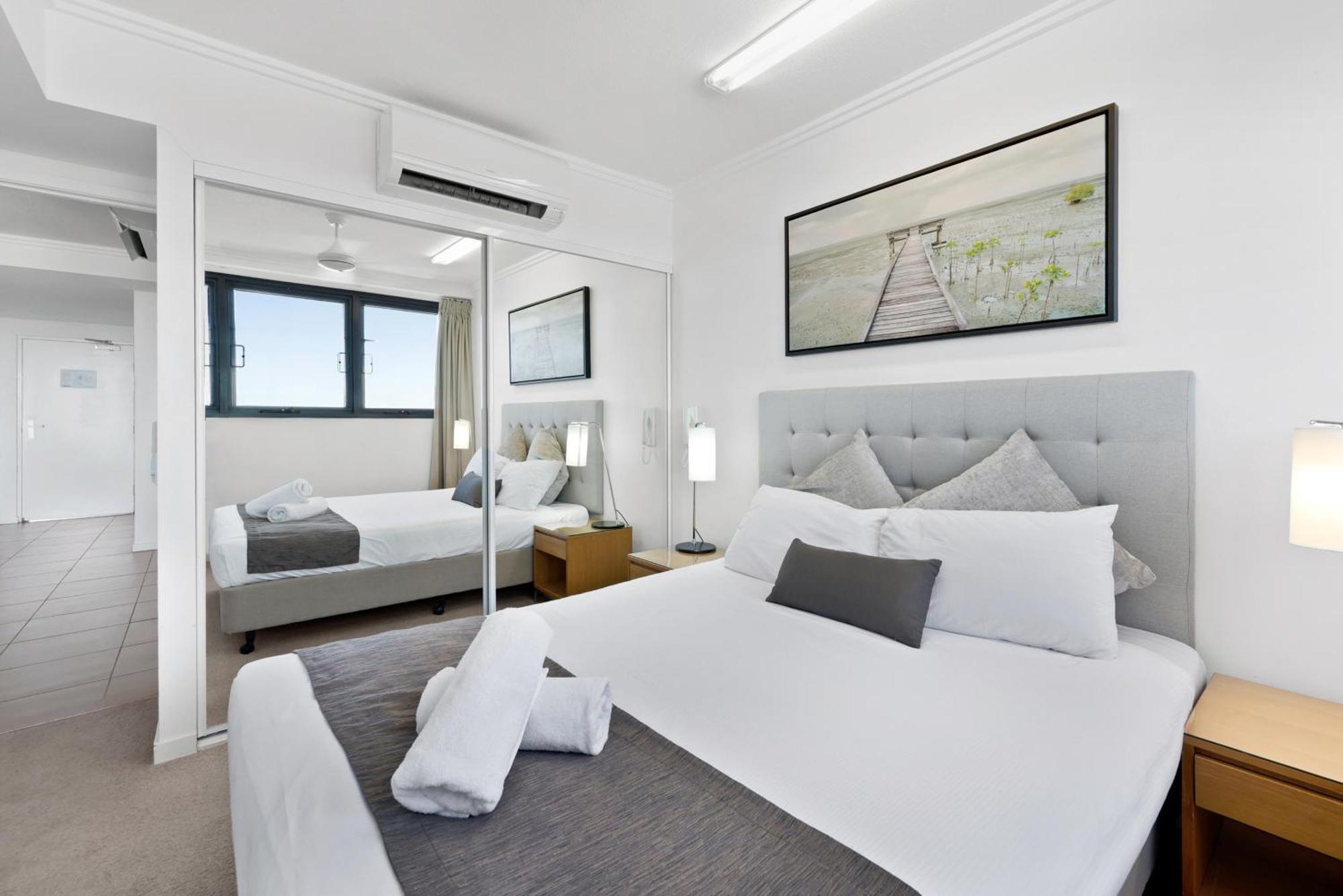 Aparthotel Pacific Sands 4*